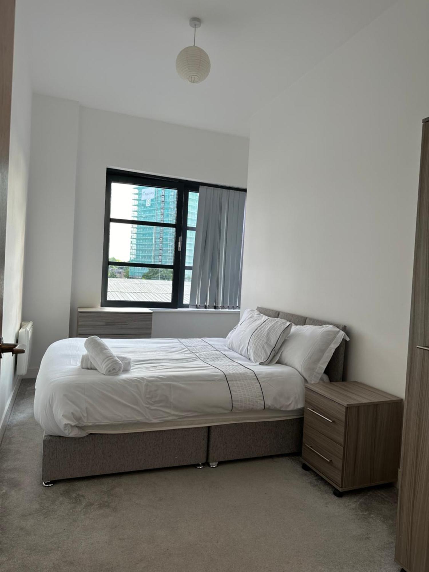 Self Check In 2 Bedroom Apartment *