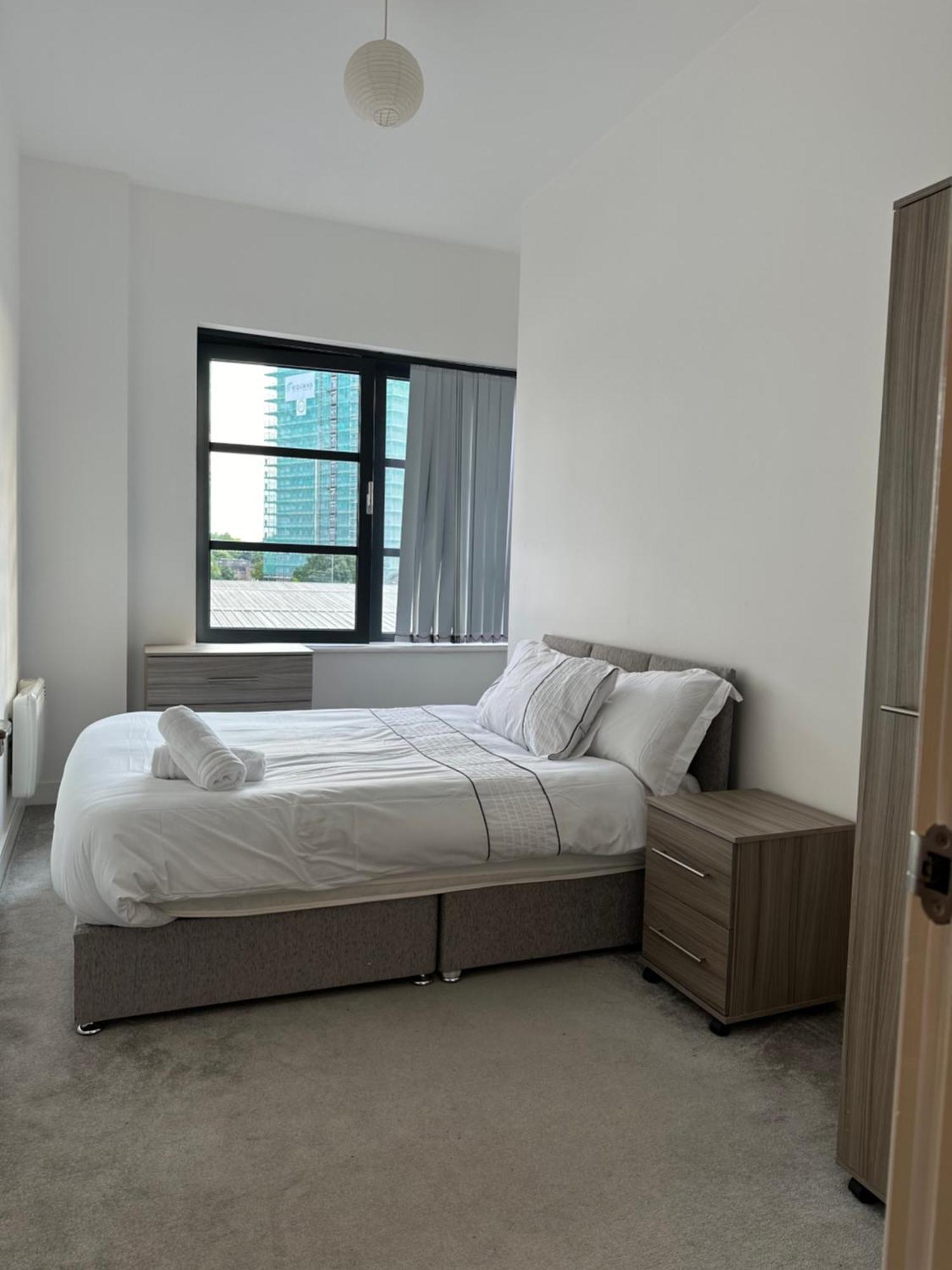 Self Check In 2 Bedroom Apartment Birmingham