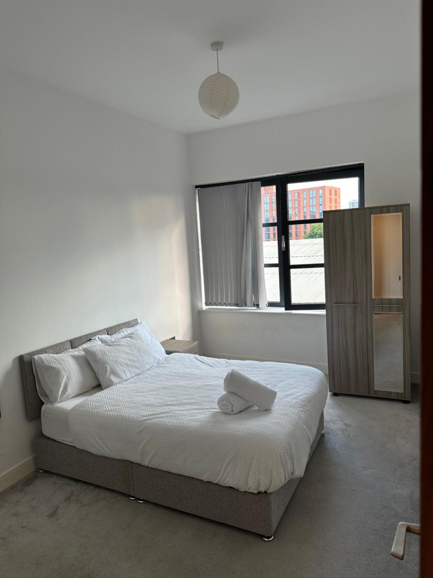 Self Check In 2 Bedroom *